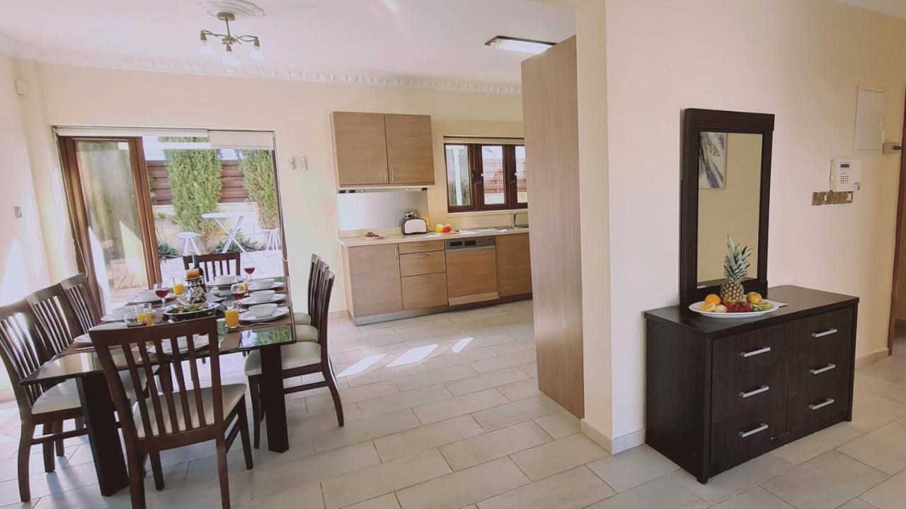 Stay Ocean View Villa Paralimni Exterior foto